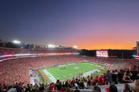 The Executive Loft - Walk To Sanford Stadium Athens Luaran gambar